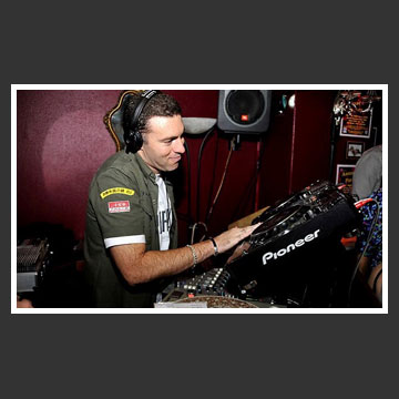Anthony Nave - DJ